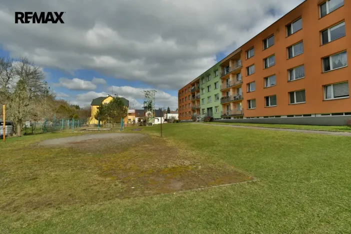 Prodej bytu 2+1, Velké Poříčí, Na Škvárovně, 44 m2