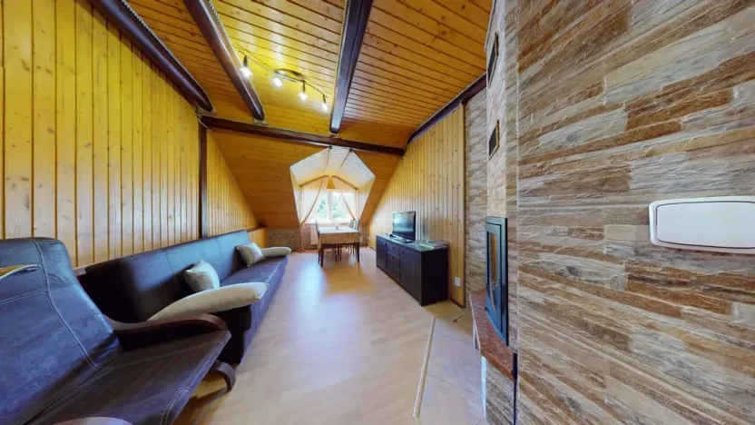 Prodej bytu 2+1, Karlovy Vary, Nebozízek, 62 m2