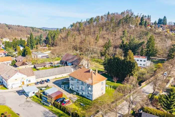 Prodej bytu 3+1, Nespeky, Benešovská, 62 m2