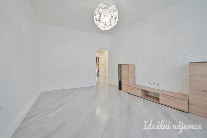 Pronájem bytu 2+1, Brno - Královo Pole, Palackého třída, 60 m2