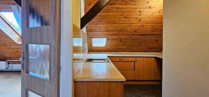 Pronájem kanceláře, Brno, Valchařská, 59 m2