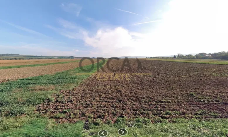 Prodej pole, Hrubá Vrbka, 2030 m2