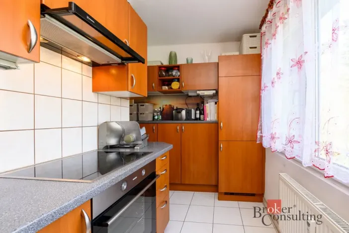 Prodej bytu 3+1, Plzeň - Doubravka, Na Dlouhých, 68 m2