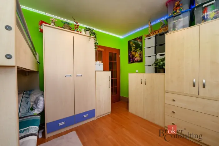 Prodej bytu 3+1, Plzeň - Doubravka, Na Dlouhých, 68 m2