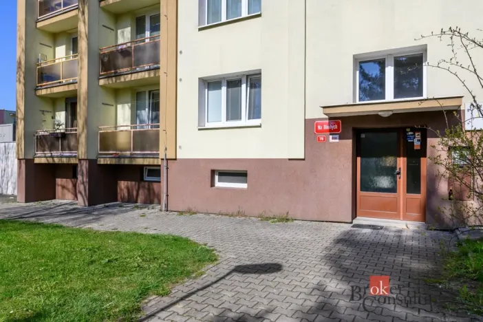 Prodej bytu 3+1, Plzeň - Doubravka, Na Dlouhých, 68 m2