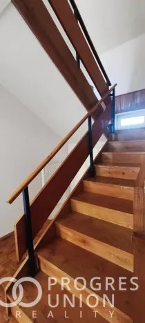 Pronájem rodinného domu, Valašské Meziříčí, 144 m2