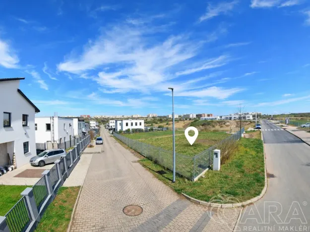 Prodej pozemku pro bydlení, Praha, Pivoňská, 694 m2