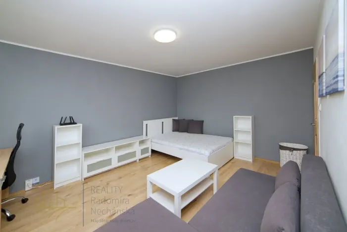 Pronájem bytu 1+1, Praha - Střížkov, Varnsdorfská, 26 m2