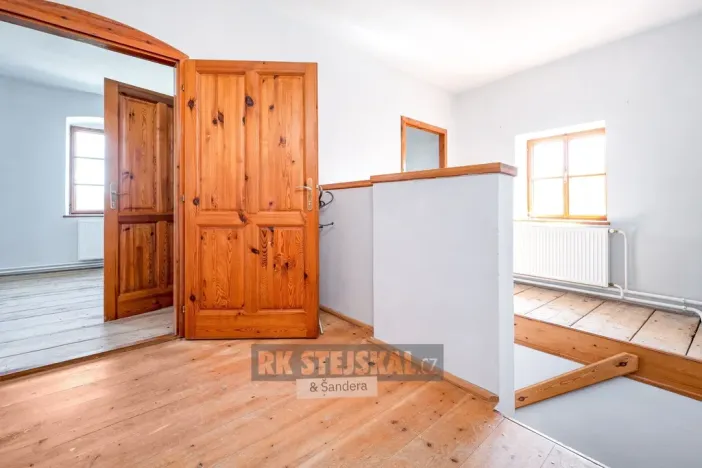 Prodej zemědělské usedlosti, Brloh, 430 m2