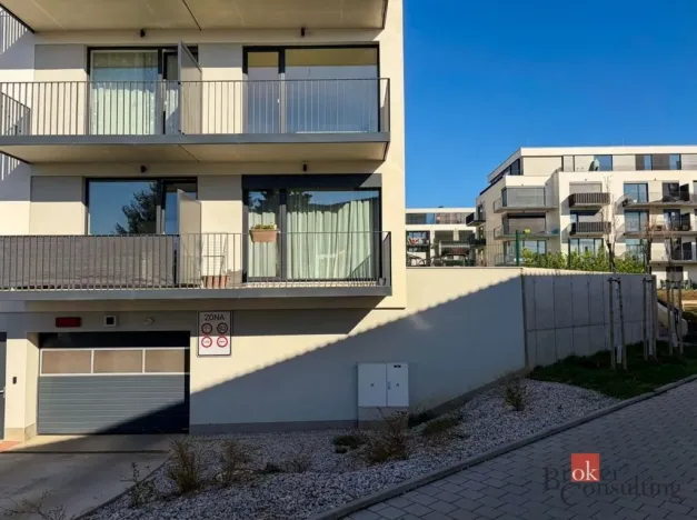 Prodej bytu 1+1, Plzeň, Železná, 4 m2