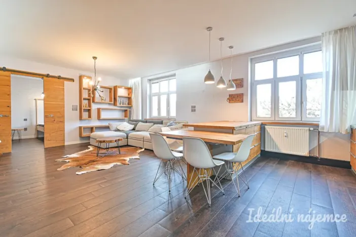 Pronájem bytu 2+kk, Brno, Slovinská, 64 m2