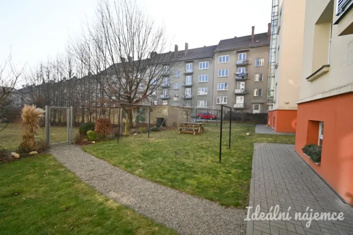 Pronájem bytu 2+kk, Brno, Slovinská, 64 m2