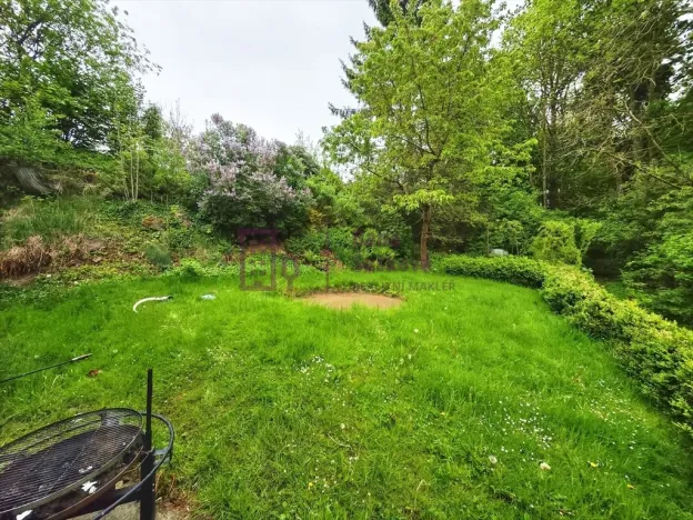 Prodej rodinného domu, Častrov, 214 m2