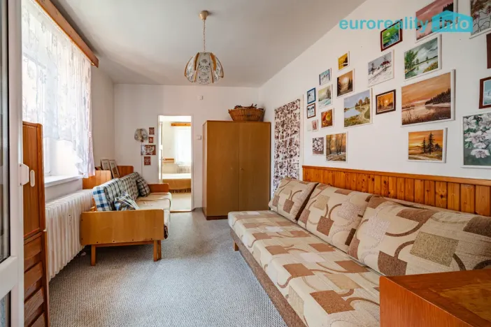 Prodej bytu 3+1, Ostrov, Horská, 72 m2