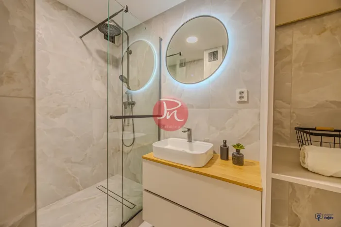 Prodej bytu 2+kk, Ostrava, Nálepkova, 52 m2