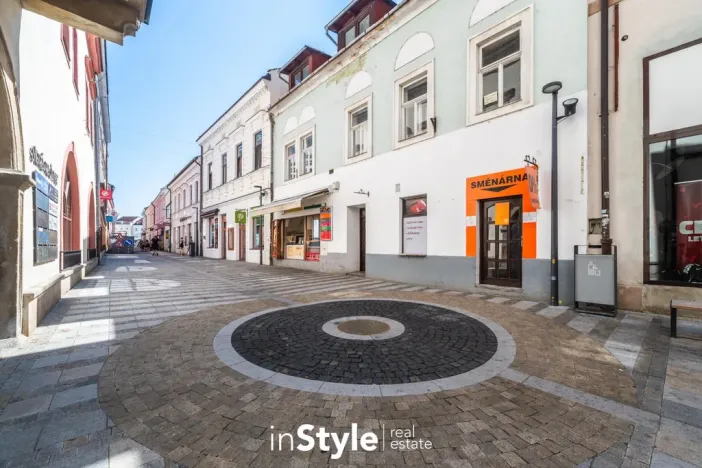 Pronájem obchodního prostoru, Uherské Hradiště, Prostřední, 25 m2