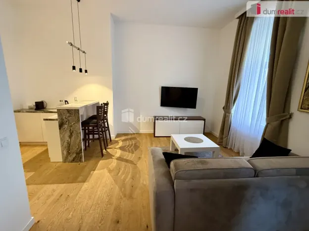 Pronájem bytu 2+kk, Mariánské Lázně, Ibsenova, 58 m2