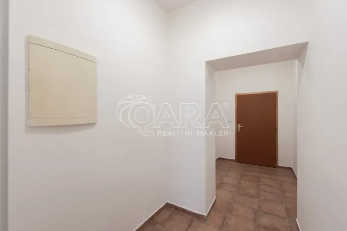 Pronájem bytu 2+kk, Praha - Karlín, Sokolovská, 62 m2