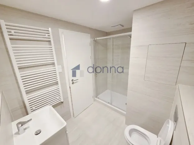 Pronájem bytu 1+kk, Praha, Poděbradská, 33 m2