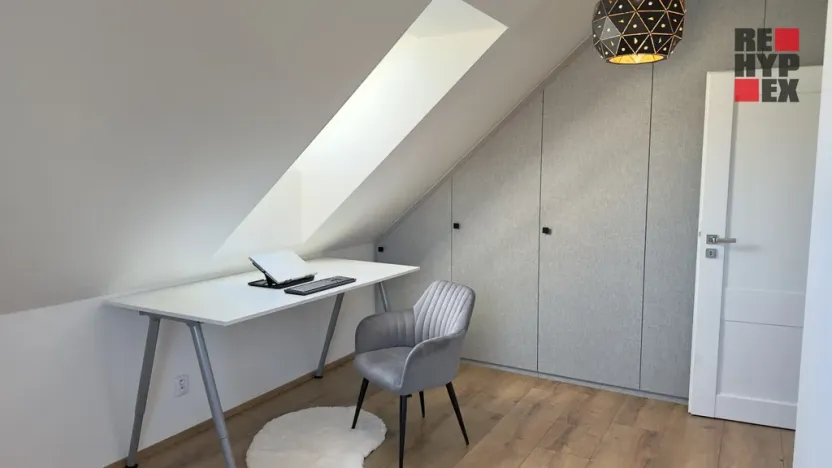 Pronájem rodinného domu, Sány, Jana Čapka ze Sán, 125 m2