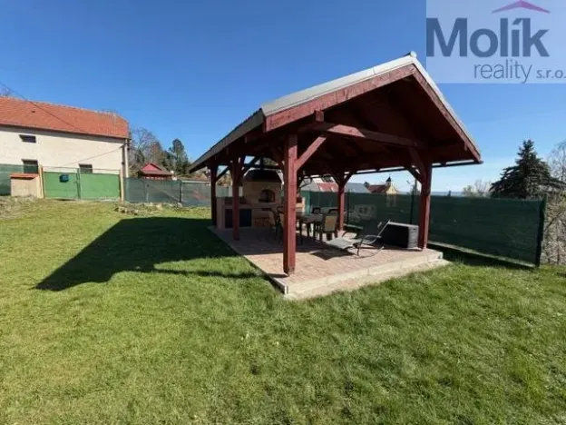 Prodej rodinného domu, Bečov - Milá, 155 m2