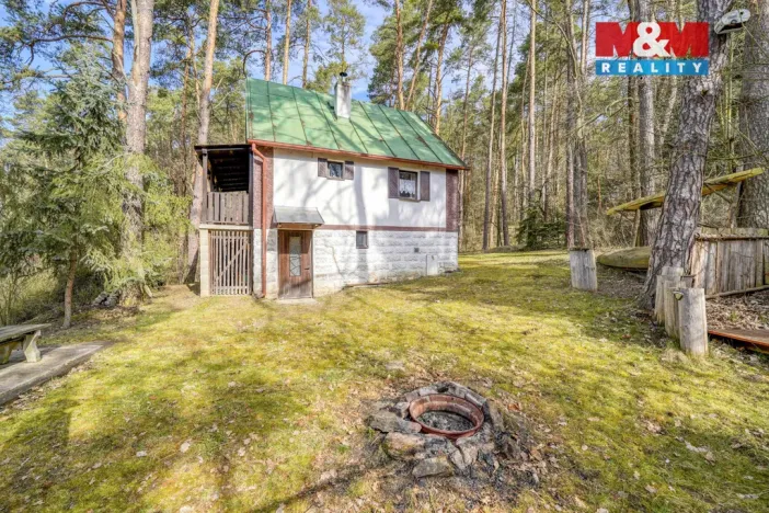 Prodej chaty, Čerňovice, 118 m2