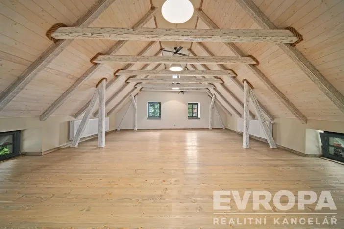 Prodej rodinného domu, Rudník, 280 m2