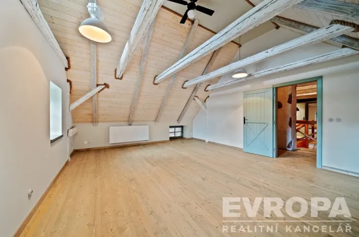 Prodej rodinného domu, Rudník, 280 m2