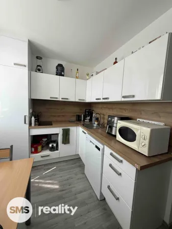 Pronájem bytu 1+kk, Olomouc - Neředín, Fragnerova, 34 m2