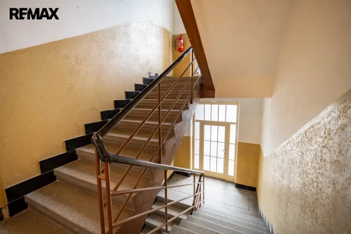 Pronájem bytu 1+kk, Praha - Žižkov, Biskupcova, 26 m2