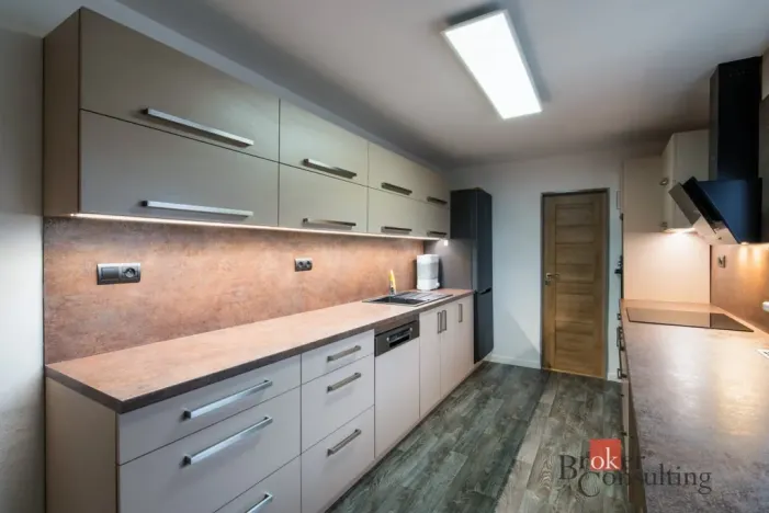 Prodej rodinného domu, Odrovice, 234 m2