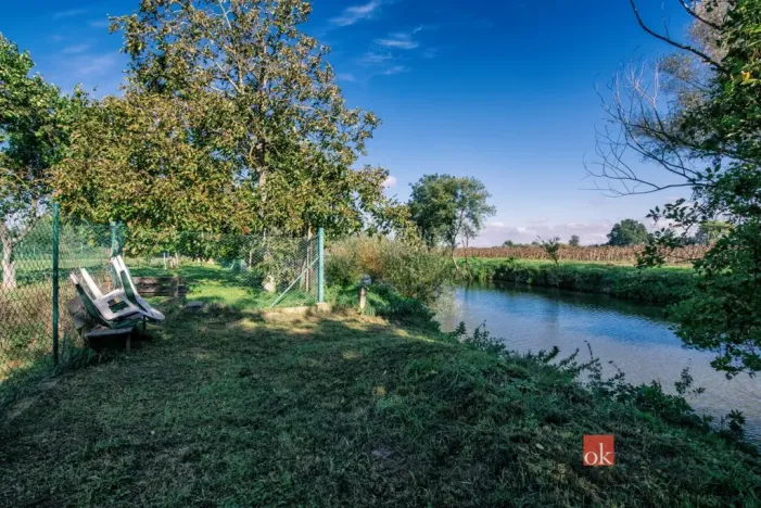 Prodej rodinného domu, Odrovice, 234 m2