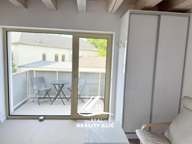 Pronájem bytu 1+kk, Hlučín, Opavská, 22 m2