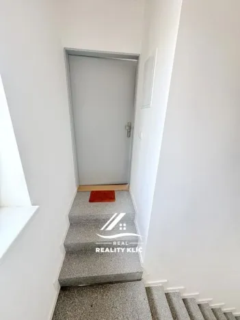 Pronájem bytu 1+kk, Hlučín, Opavská, 22 m2