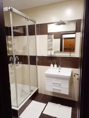 Pronájem bytu 2+1, Praha, Nad alejí, 54 m2