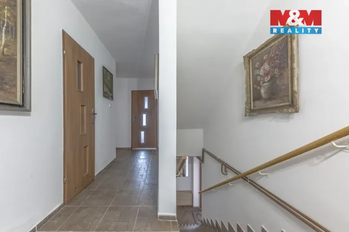 Prodej rodinného domu, Dobkovice, 224 m2