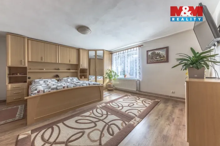 Prodej rodinného domu, Dobkovice, 224 m2