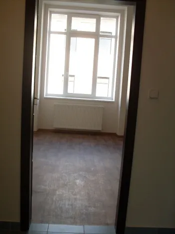 Pronájem bytu 2+kk, Čáslav - Čáslav-Nové Město, Husova, 44 m2