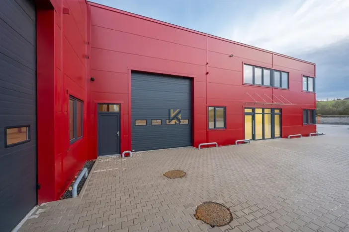 Pronájem kanceláře, Lázně Toušeň, 88 m2