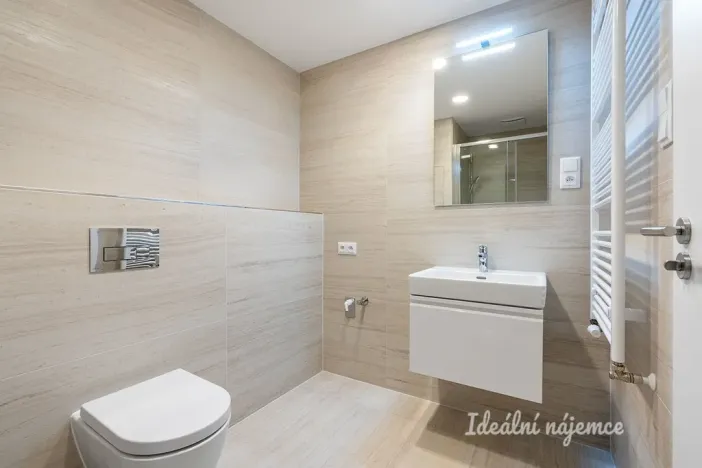 Pronájem bytu 1+kk, Praha - Vysočany, Gerstelova, 33 m2