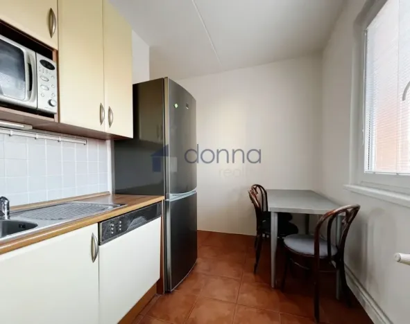 Pronájem bytu 2+1, Praha, Počernická, 57 m2