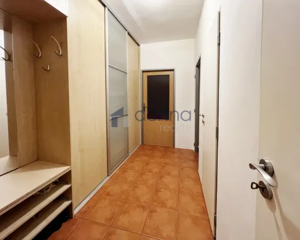 Pronájem bytu 2+1, Praha, Počernická, 57 m2