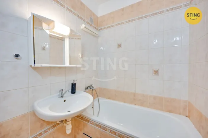 Prodej bytu 2+1, Olomouc - Nové Sady, Fischerova, 43 m2