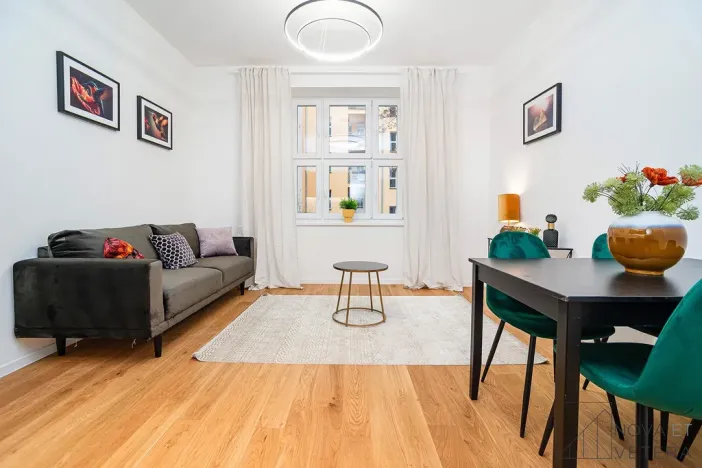 Pronájem bytu 2+kk, Praha - Žižkov, Žerotínova, 47 m2