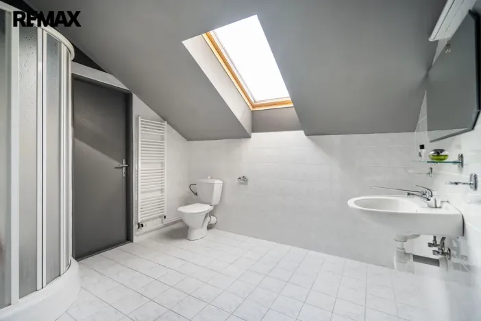 Prodej rodinného domu, Stanovice, 443 m2