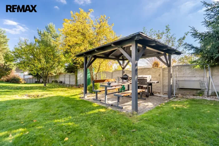 Prodej rodinného domu, Stanovice, 443 m2