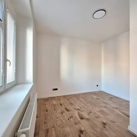 Pronájem bytu 2+kk, Praha - Holešovice, Malá Plynární, 47 m2