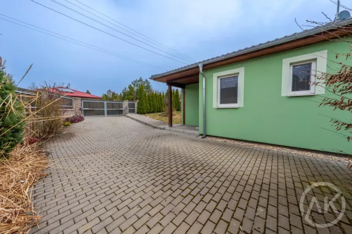 Prodej rodinného domu, Krmelín, Spojná, 87 m2