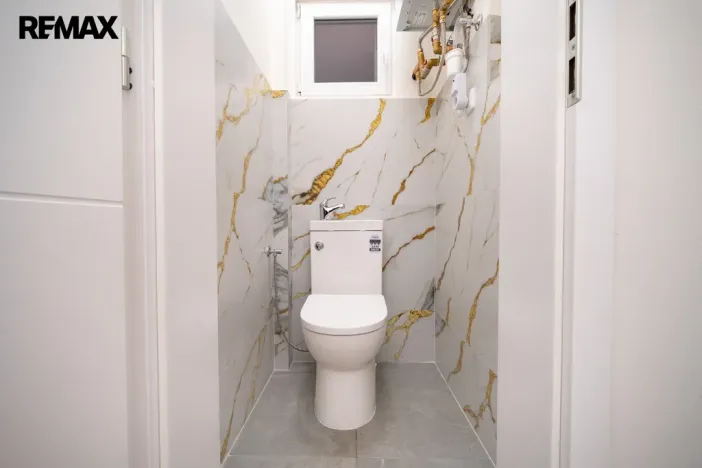 Pronájem bytu 2+kk, Praha - Libeň, Novákových, 44 m2