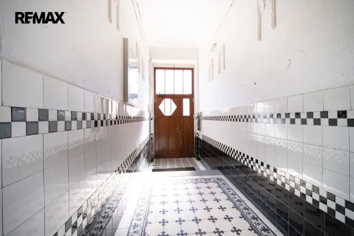 Pronájem bytu 2+kk, Praha - Libeň, Novákových, 44 m2